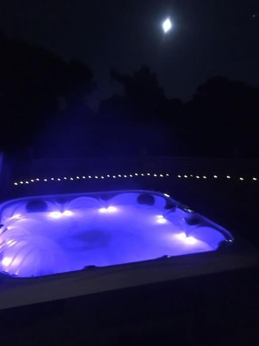 הוילה צ'יפנהאם Moors Wood Relaxing ,Tranquil Retreat With Hot Tub מראה חיצוני תמונה
