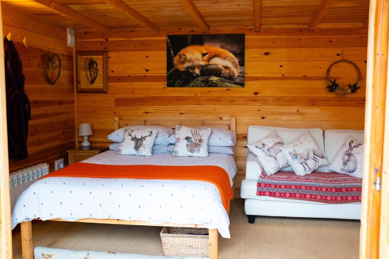 הוילה צ'יפנהאם Moors Wood Relaxing ,Tranquil Retreat With Hot Tub מראה חיצוני תמונה