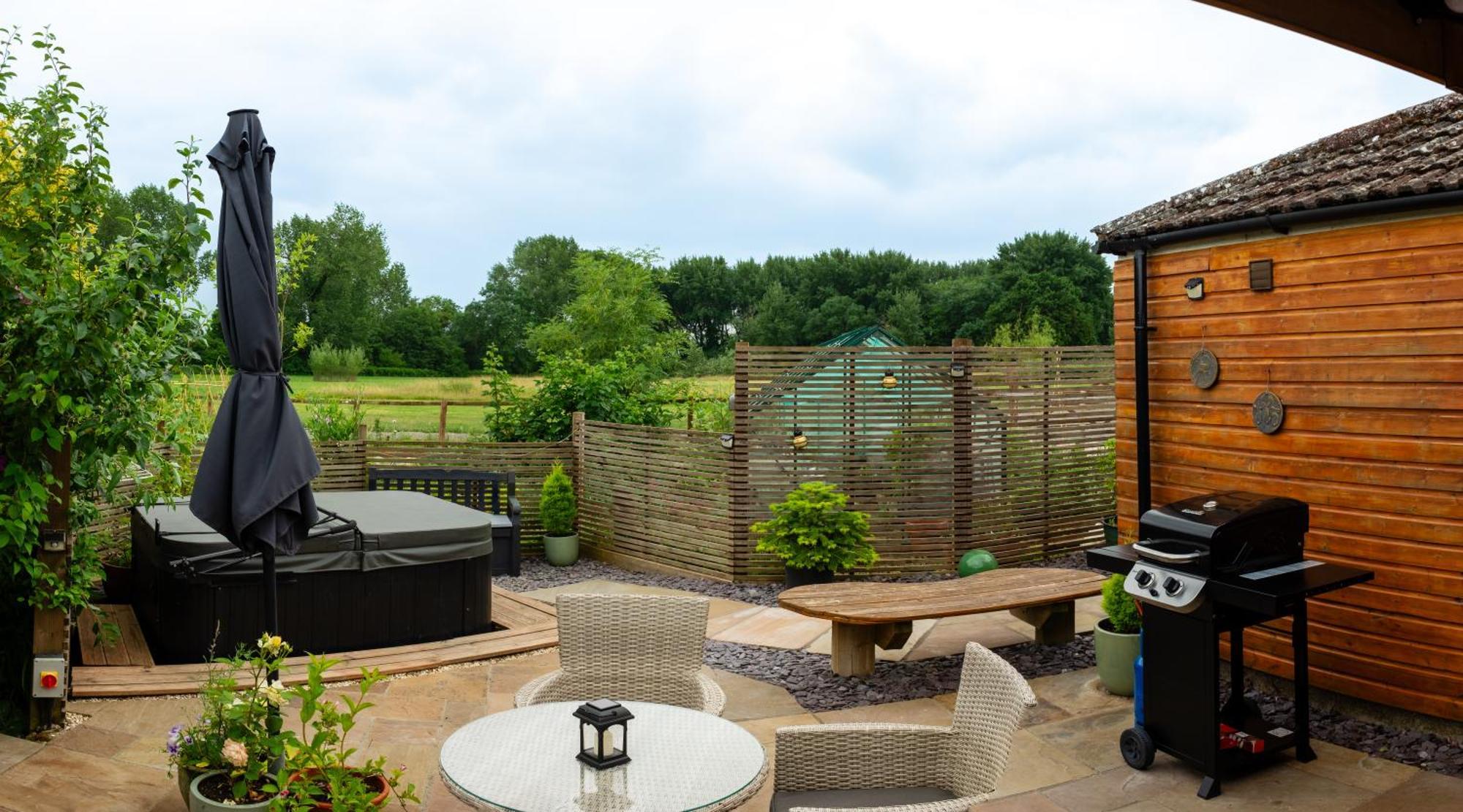 הוילה צ'יפנהאם Moors Wood Relaxing ,Tranquil Retreat With Hot Tub מראה חיצוני תמונה